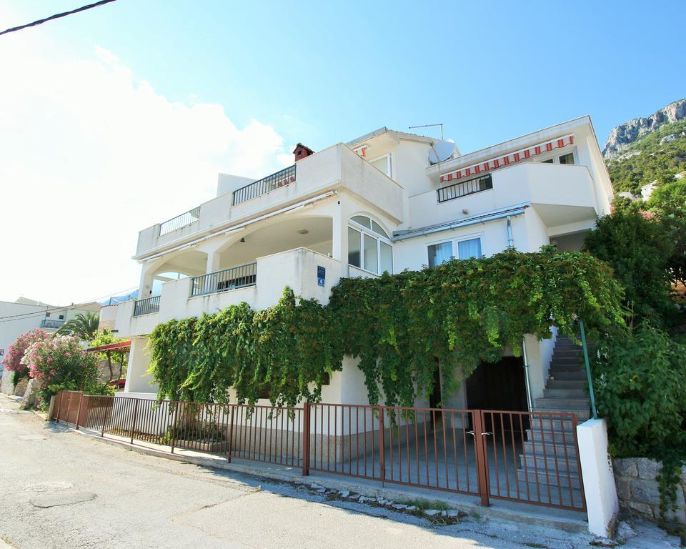Apartmani Amila-Pisak Exterior photo